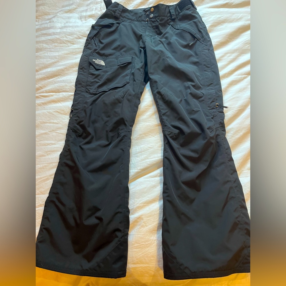 Northface Large women’s ski/snowboarding pants